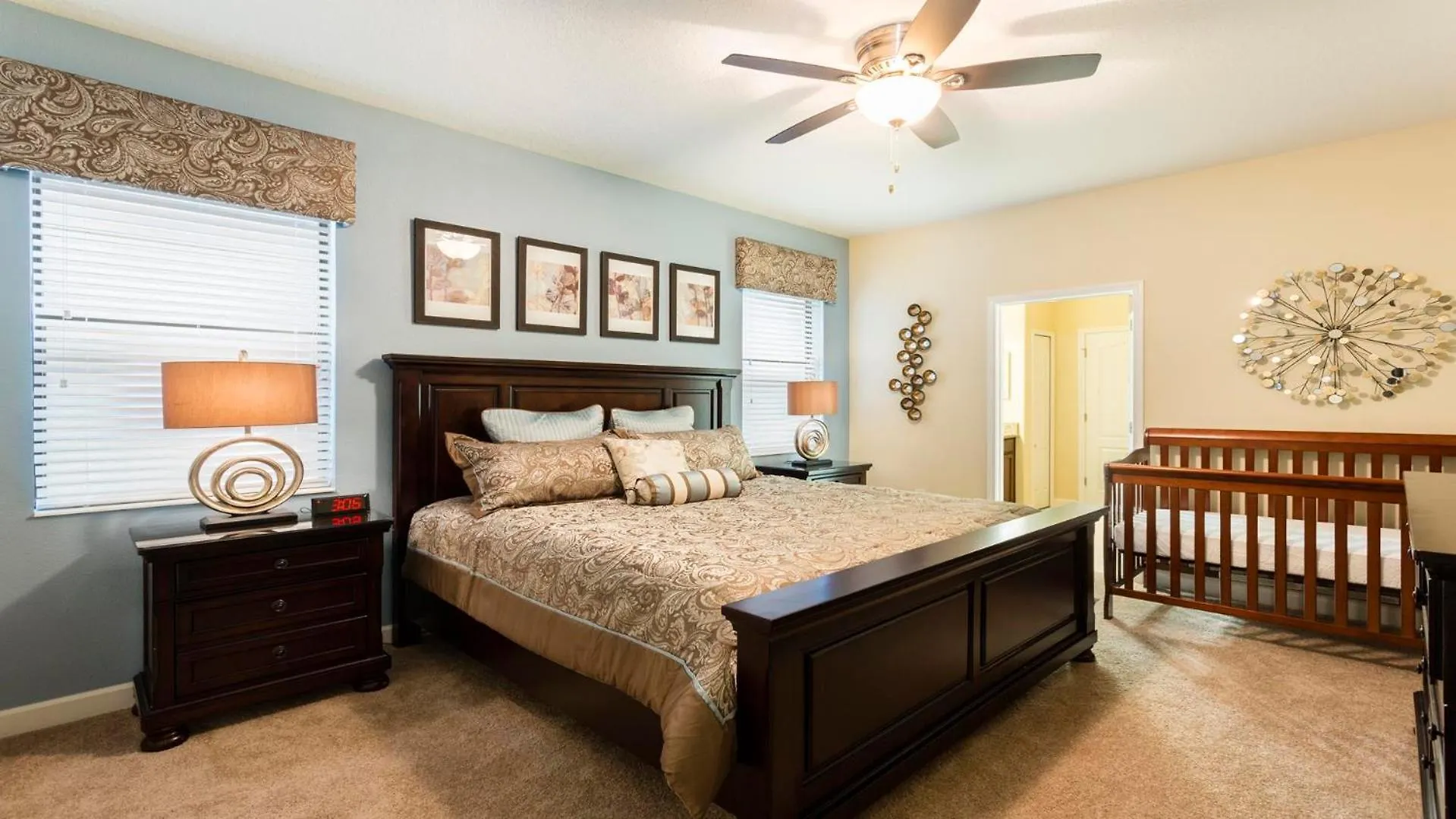 Opulent Villa, 10 Min To Disney, Pool & Spa Davenport 0*,  United States